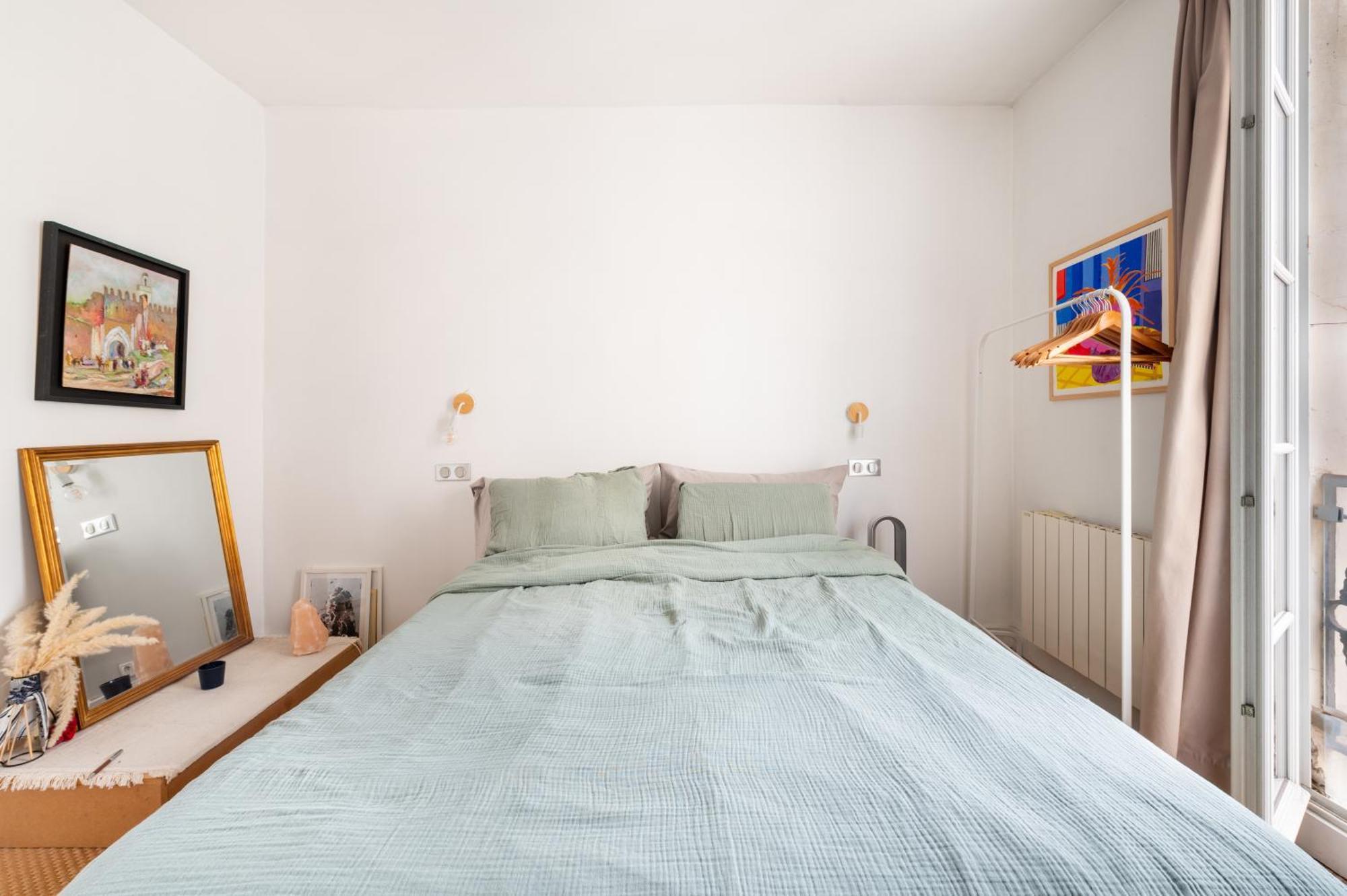 Stylish 1bd Duplex - Stunning Views Near Louvre Paris