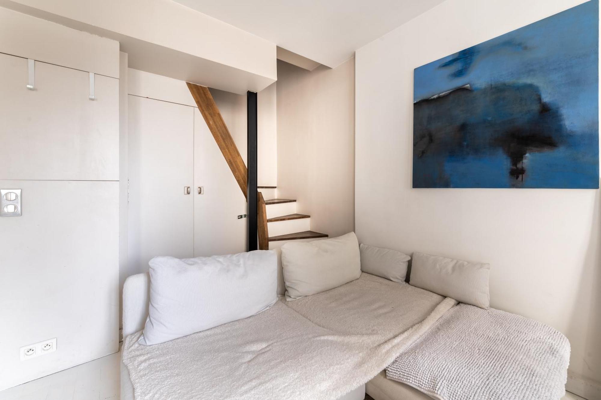 Apartment Stylish 1bd Duplex - Stunning Views Near Louvre