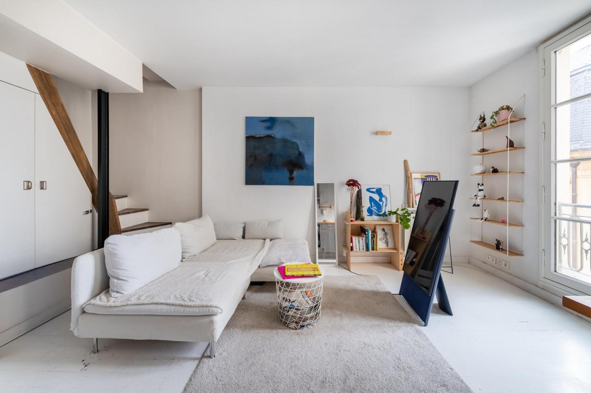 Stylish 1bd Duplex - Stunning Views Near Louvre Apartment *