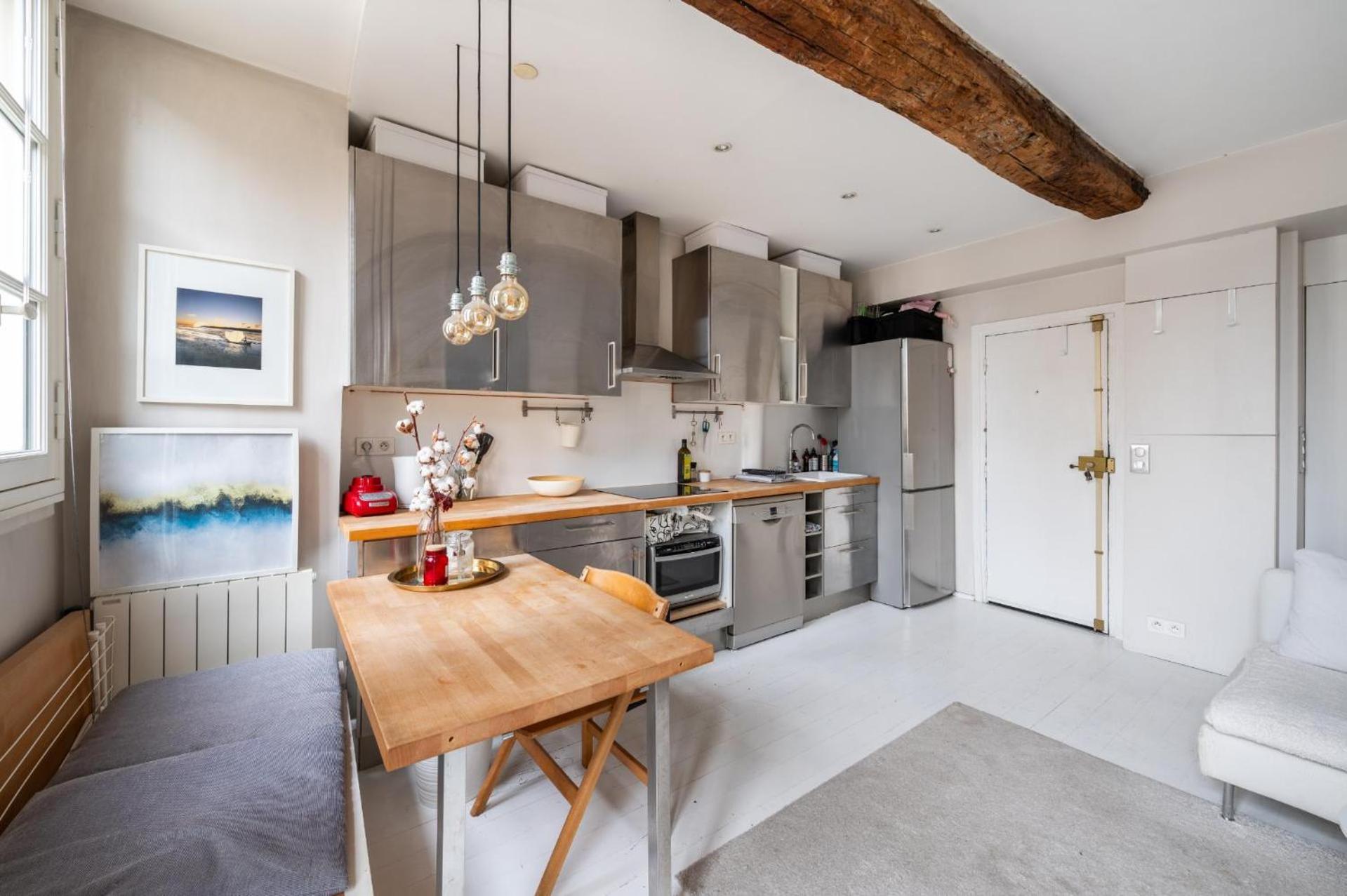 Apartment Stylish 1bd Duplex - Stunning Views Near Louvre *