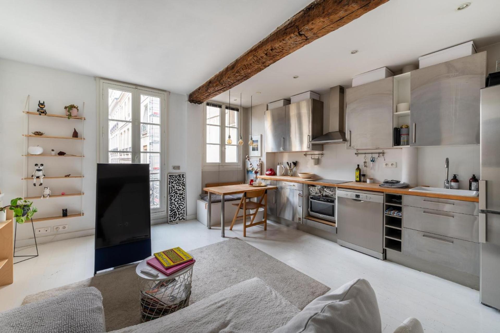 Stylish 1bd Duplex - Stunning Views Near Louvre Paris